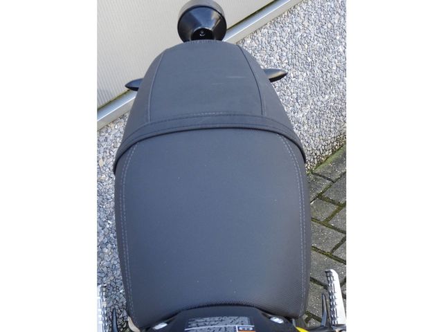 yamaha - xsr-900-abs