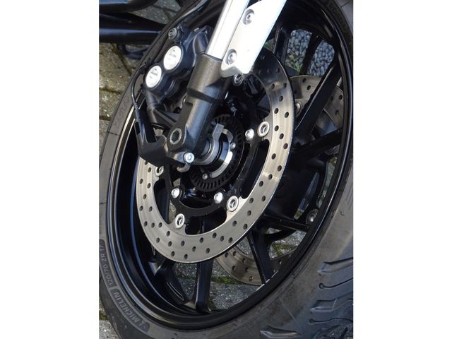 yamaha - xsr-900-abs