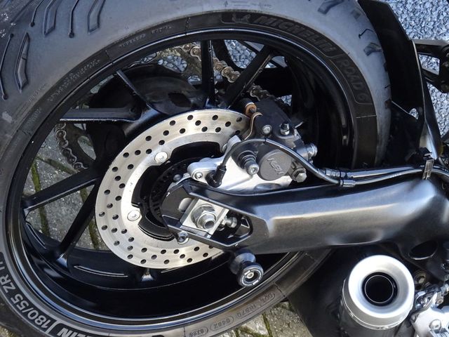 yamaha - xsr-900-abs