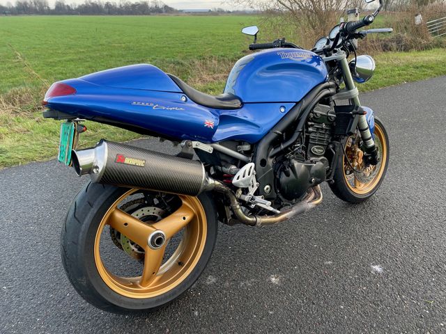 triumph - speed-triple