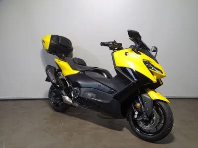 YAMAHA TMAX 560 – foto 2