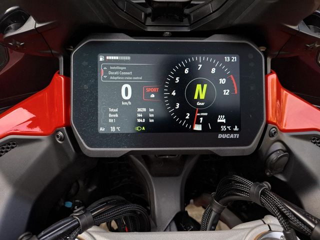 ducati - multistrada-v4-pikes-peak