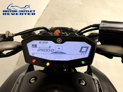 YAMAHA MT 07 ABS – foto 2
