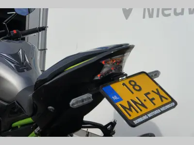 KAWASAKI Z900 – foto 3
