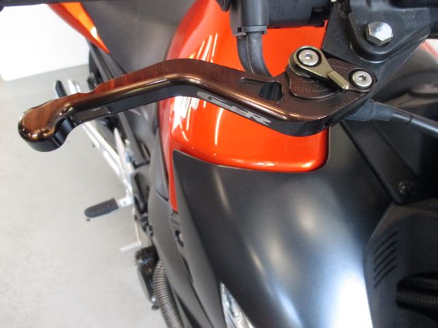 suzuki - gsr-600-a