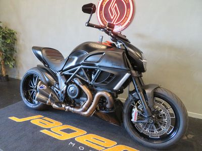 DUCATI XDIAVEL BLACK STAR – foto 2
