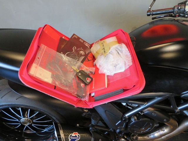 ducati - xdiavel-black-star