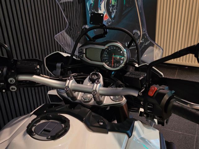 triumph - tiger-explorer-xc