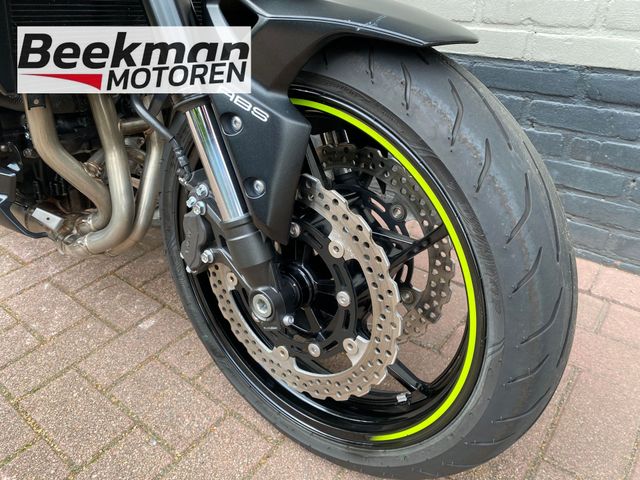 kawasaki - z900