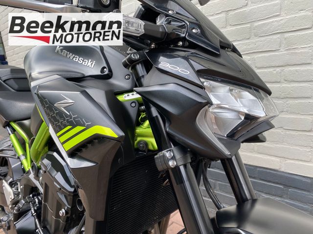 kawasaki - z900
