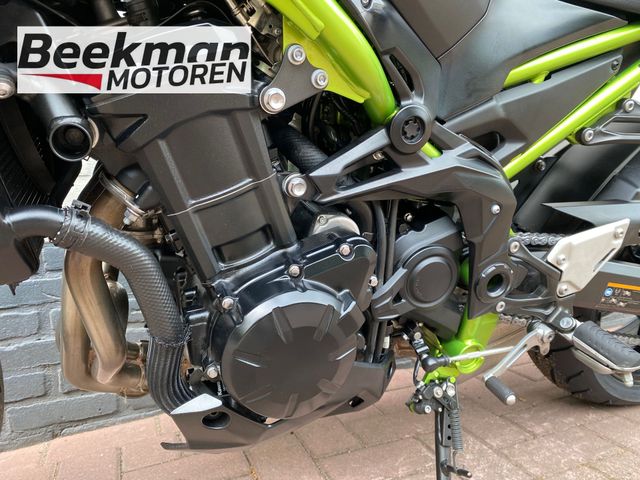 kawasaki - z900
