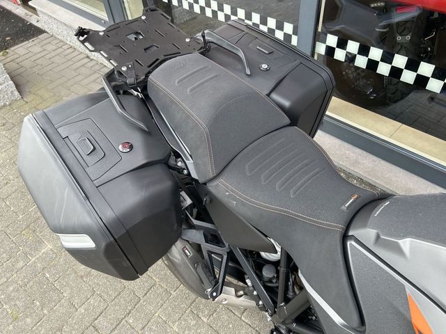 ktm - 1290-super-adventure-s