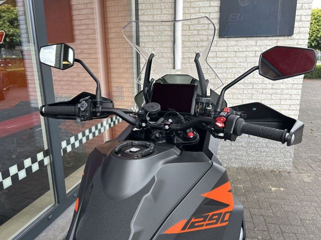 ktm - 1290-super-adventure-s