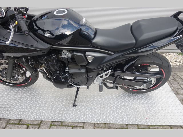 suzuki - gsf-650-s-bandit-abs