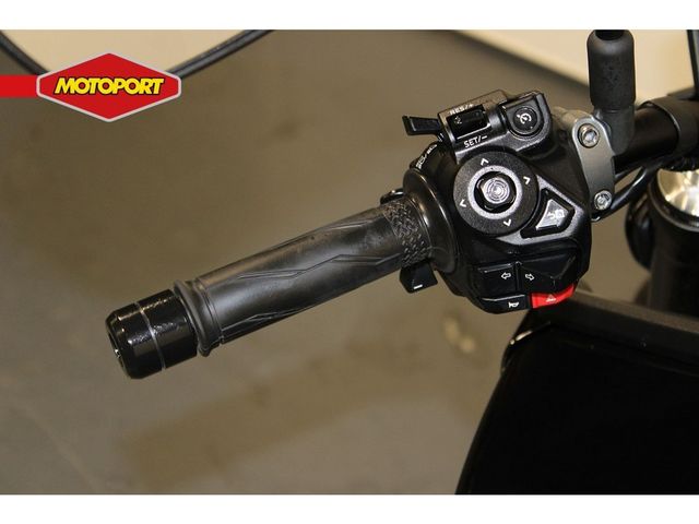 yamaha - mt-09-y-amt