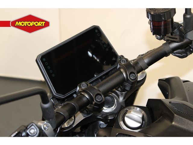 yamaha - mt-09-y-amt