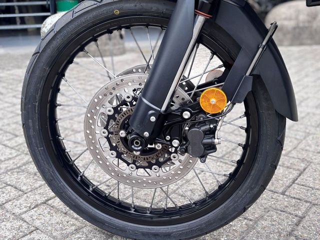 triumph - tiger-800-xca