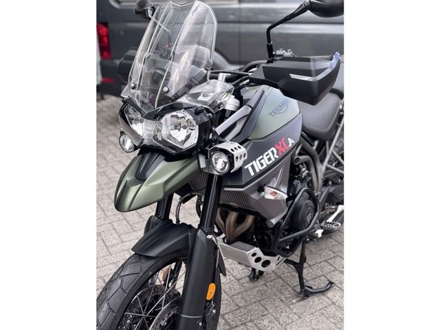 triumph - tiger-800-xca