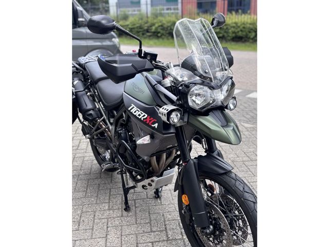 triumph - tiger-800-xca