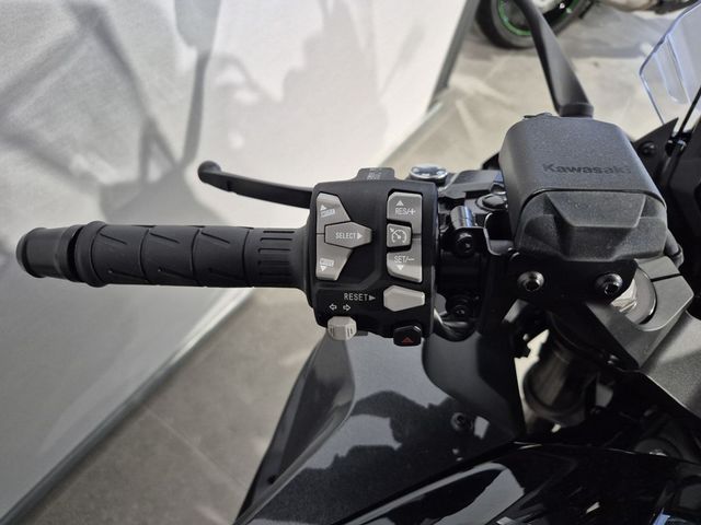 kawasaki - ninja-1100-sx