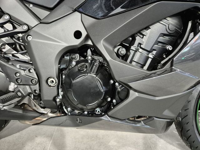 kawasaki - ninja-1100-sx