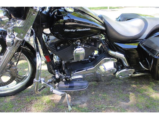 harley-davidson - road-king-classic-flhrc
