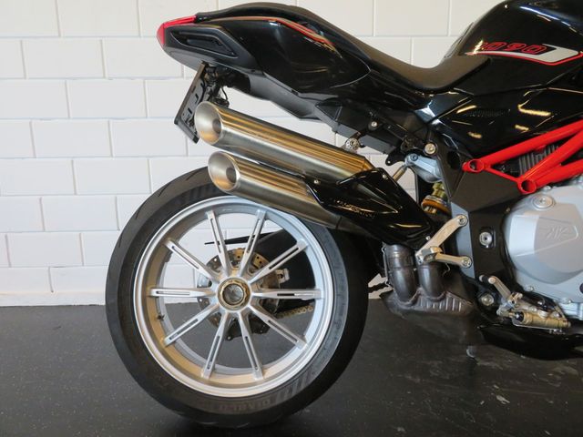 mv-agusta - brutale-1078-rr