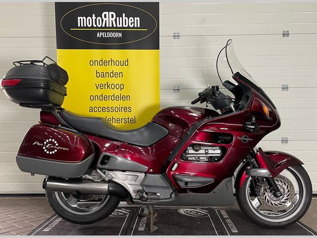 honda - st-1100-pan-european