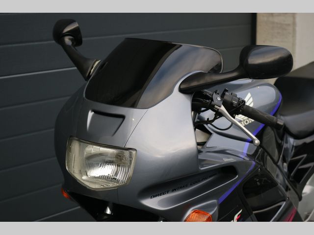 honda - cbr-600-f