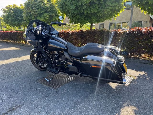 harley-davidson - road-glide-st