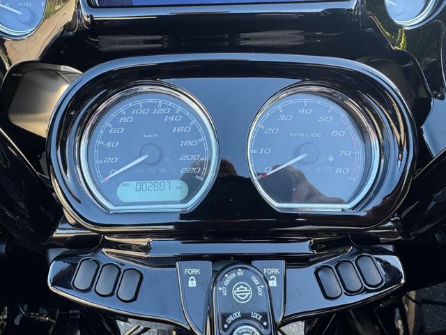 harley-davidson - road-glide-st