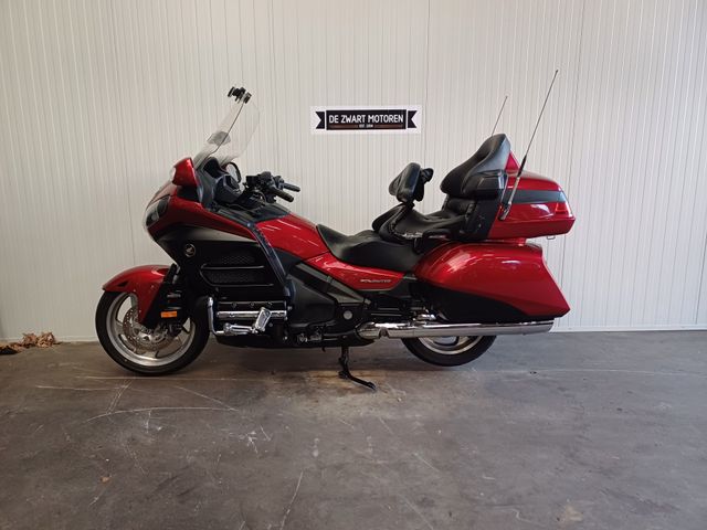 honda - gl-1800-goldwing-abs