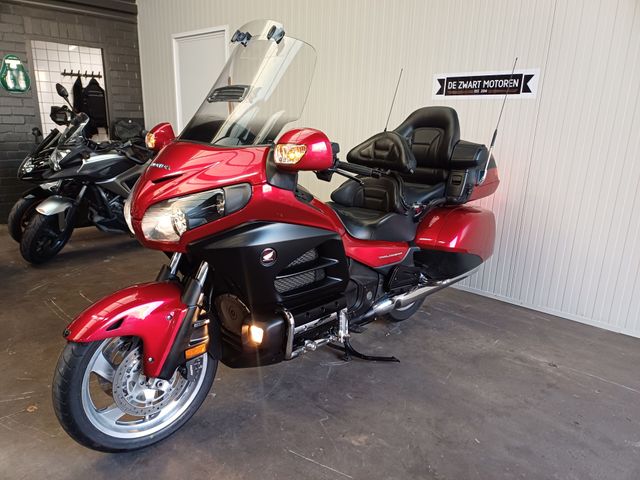 honda - gl-1800-goldwing-abs