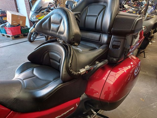 honda - gl-1800-goldwing-abs