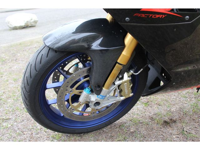 aprilia - rsv-4-factory