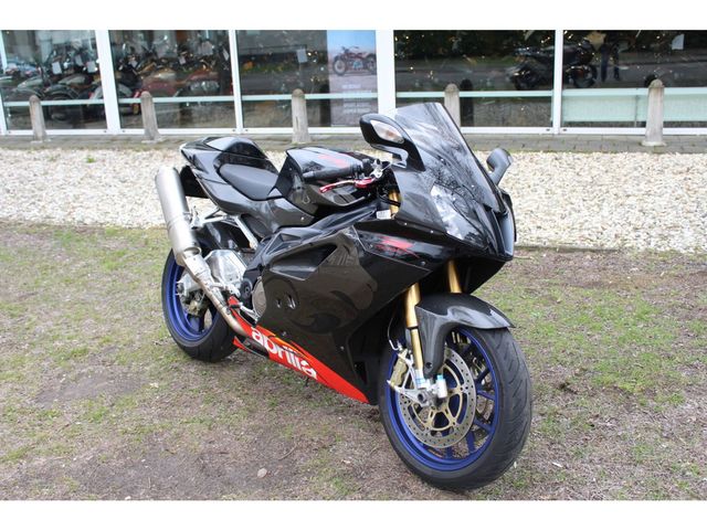 aprilia - rsv-4-factory