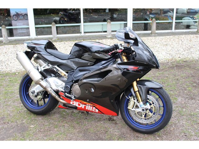 aprilia - rsv-4-factory