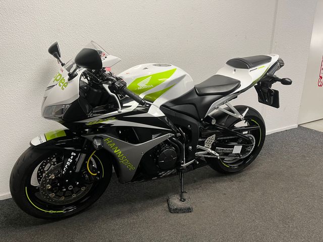honda - cbr-600-rr