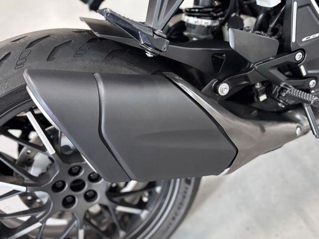 honda - cb-1000-r-black-edition