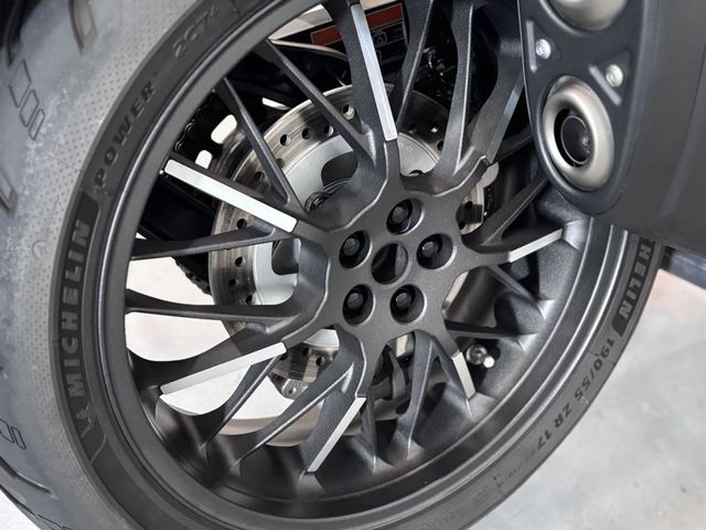 honda - cb-1000-r-black-edition
