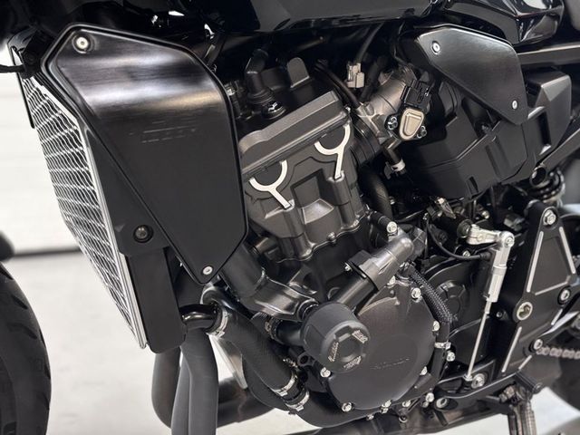 honda - cb-1000-r-black-edition