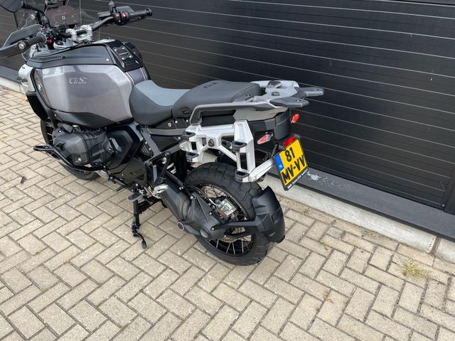 bmw - r-1300-gs-adventure