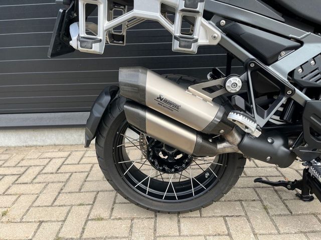 bmw - r-1300-gs-adventure