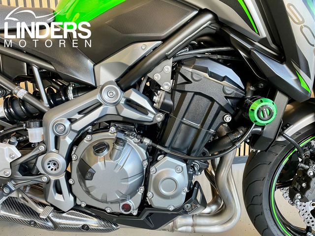kawasaki - z900