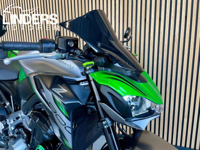 kawasaki - z900