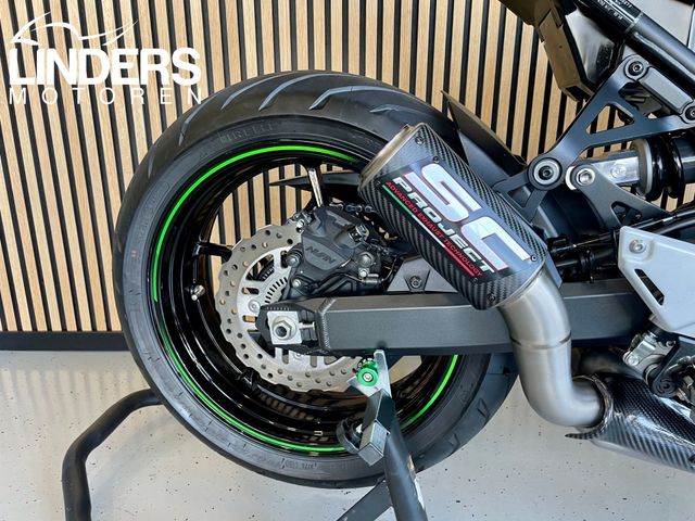 kawasaki - z900