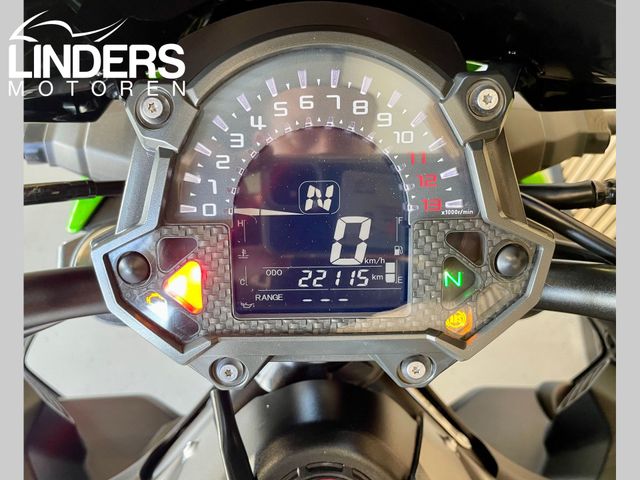 kawasaki - z900