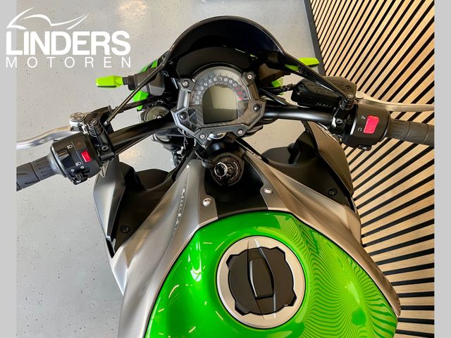 kawasaki - z900