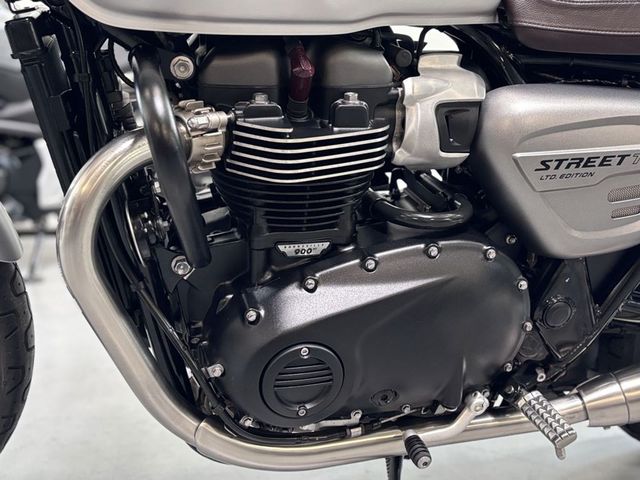 triumph - street-twin
