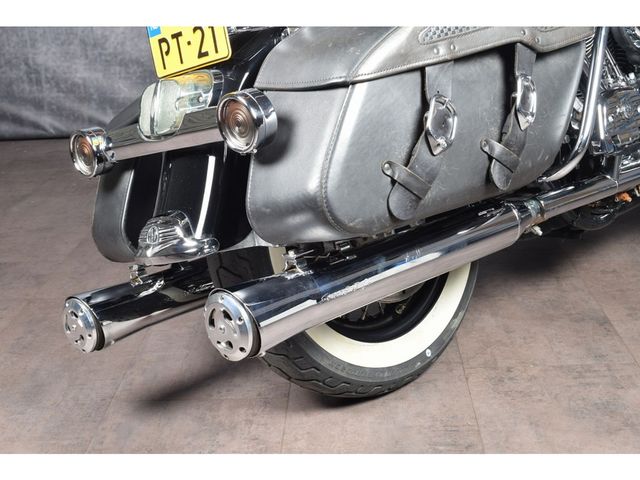 harley-davidson - road-king-classic-flhrci